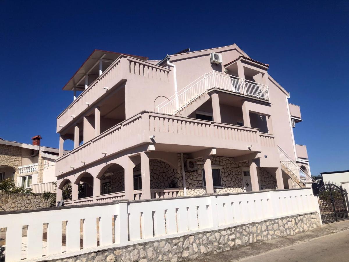 Apartments Villa Zdrava Trogir Exteriör bild