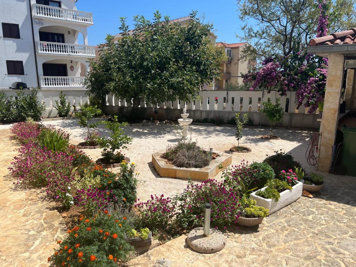 Apartments Villa Zdrava Trogir Exteriör bild